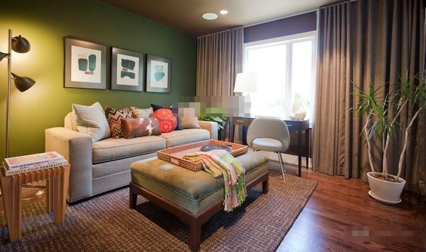 客厅沙发摆放风水的讲究:沙发顶上不宜有灯直射